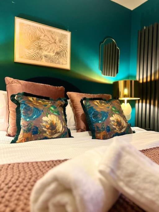 Canalside Terrace-Boutique Stay Worcester City Экстерьер фото
